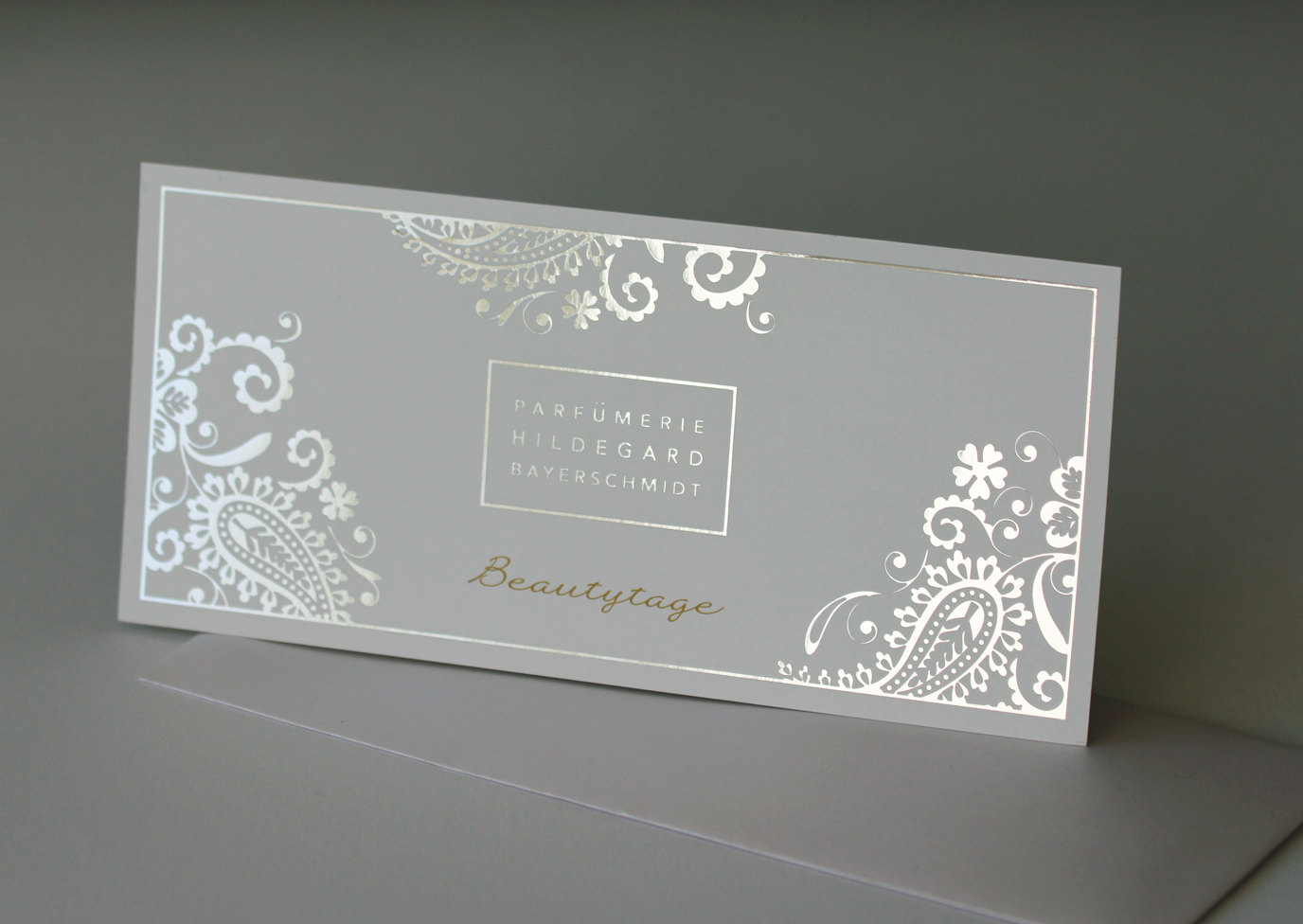 BAyerschmidt-BeautytageSilberfolie-BirgitHeckerGRAFIKDESIGN