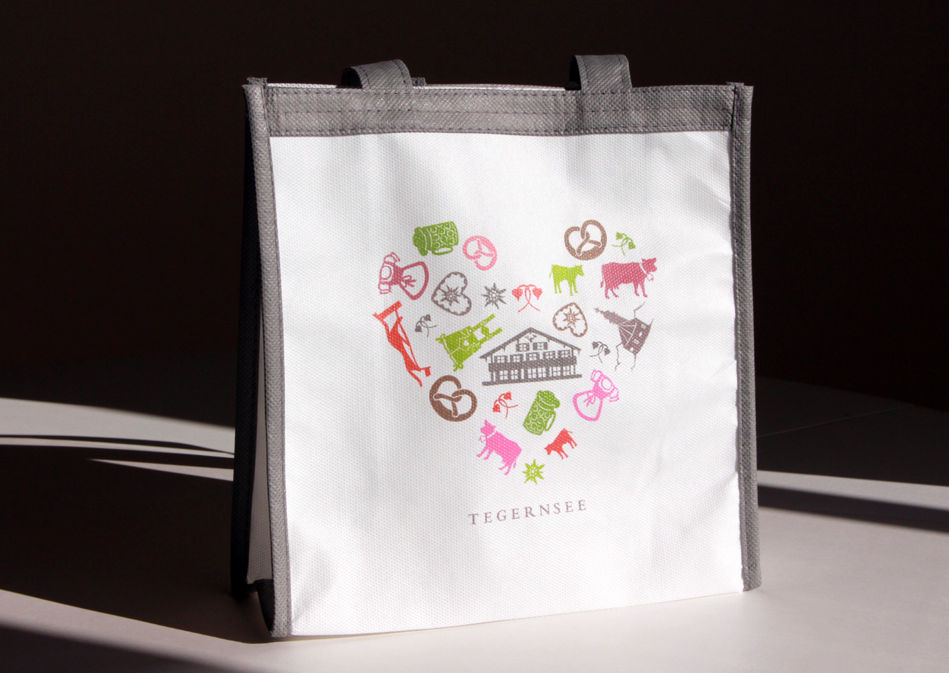 Grafikdesign-Birgit-Hecker_LandhausStofftasche