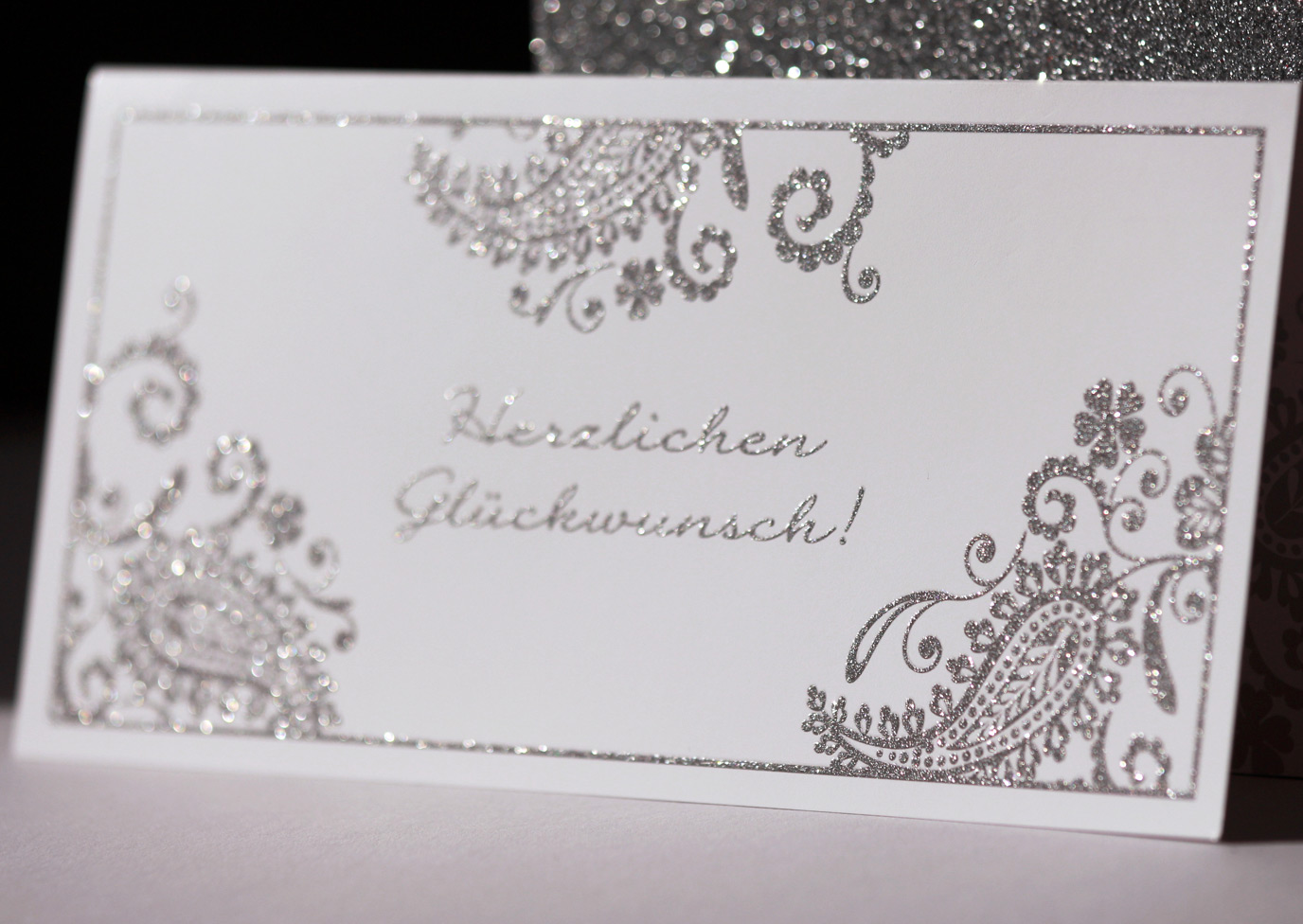 ParfumerieHildegardBayerschmidt_BirgitHeckerGRAFIKDESIGN_Glitzerkarte1a