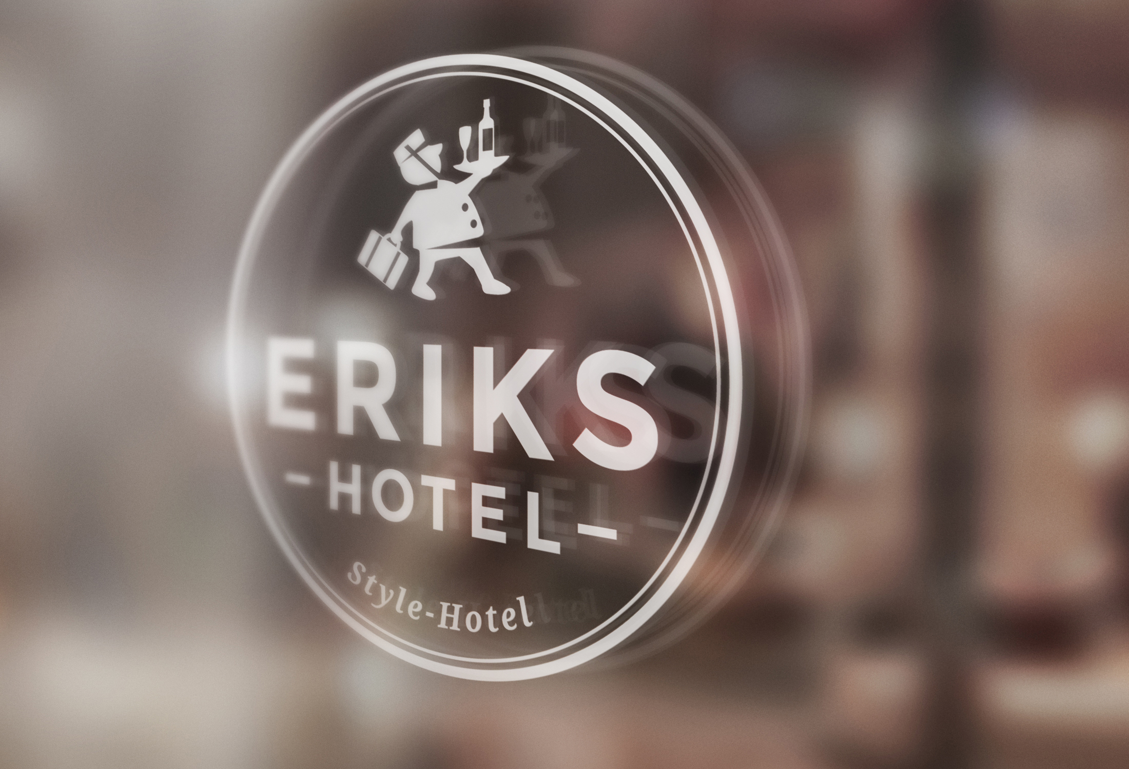 Eriks-Hotel-Fenster_-Birgit-Hecker-Grafikdesign